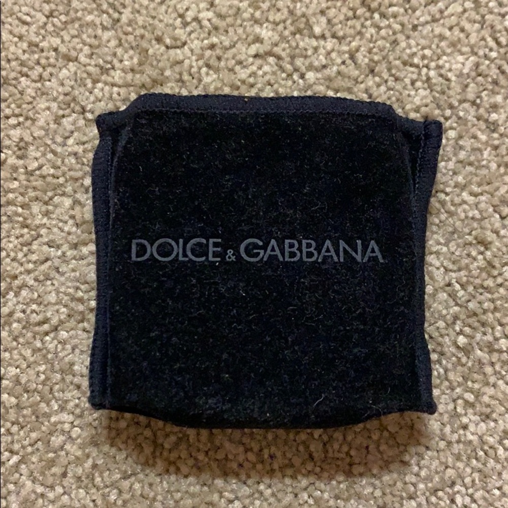 Dolce Gabbana  Foundation